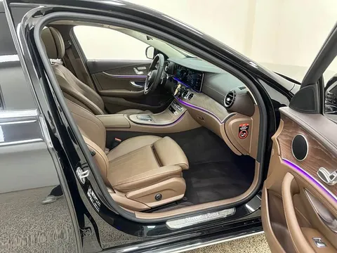 Mercedes-Benz E, миниатюра 30