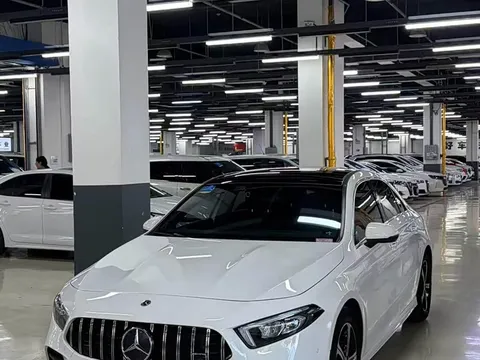 Mercedes-Benz A