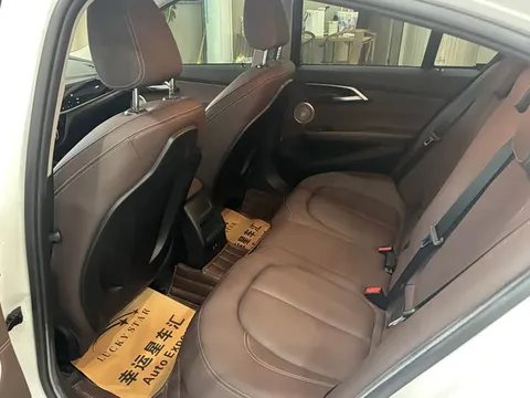 BMW 1, миниатюра 10