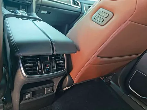 Honda UR-V, миниатюра 10