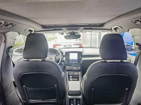 Volvo XC40, миниатюра 8