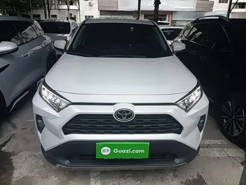Toyota RAV4, миниатюра 2