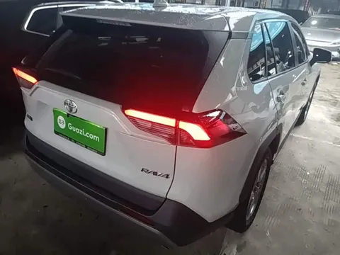 Toyota RAV4, миниатюра 4