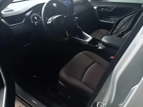Toyota RAV4, миниатюра 10