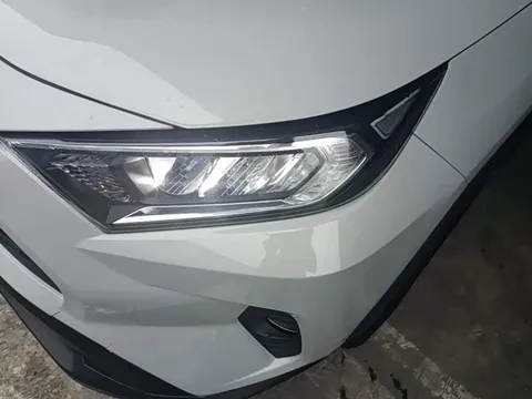 Toyota RAV4, миниатюра 17