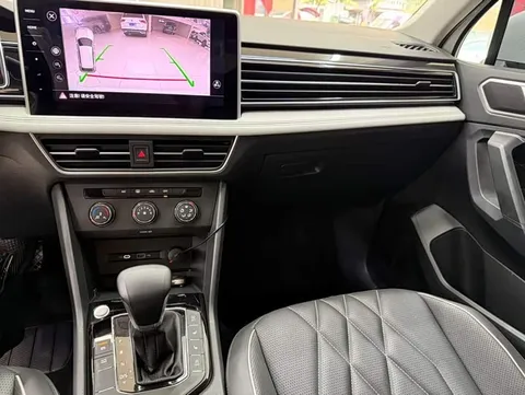 Volkswagen Tiguan, миниатюра 12