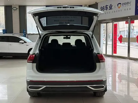 Volkswagen Tiguan, миниатюра 24