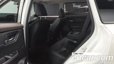 Nissan Rogue, миниатюра 10