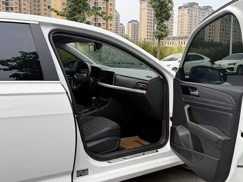 Volkswagen Lavida, миниатюра 4