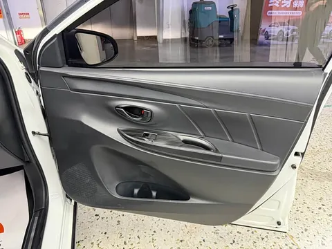 Toyota Yaris, миниатюра 16