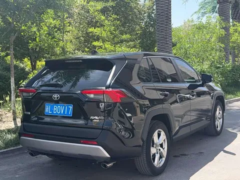 Toyota RAV4, миниатюра 9