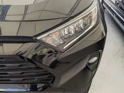 Toyota RAV4, миниатюра 13