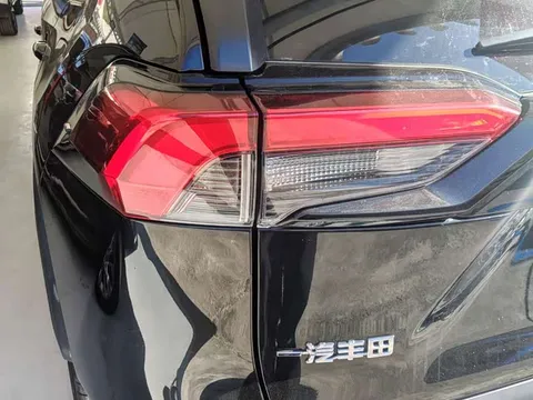 Toyota RAV4, миниатюра 14