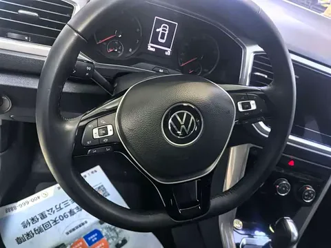 Volkswagen T-ROC, миниатюра 7