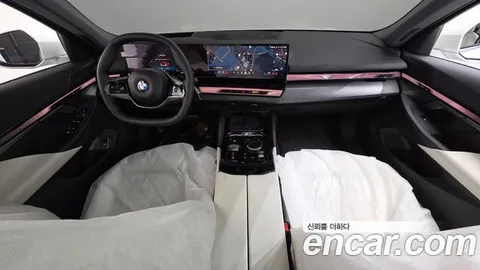 BMW 5-Series, миниатюра 11