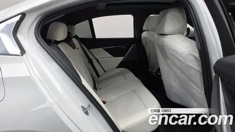 BMW 5-Series, миниатюра 15