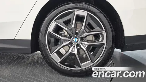 BMW 5-Series, миниатюра 19