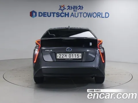 Toyota Prius, миниатюра 3