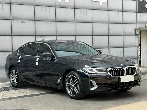 BMW 5, фото 1