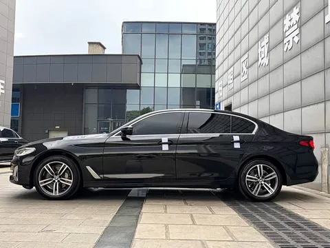 BMW 5, миниатюра 10