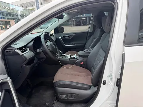 Toyota RAV4, миниатюра 4