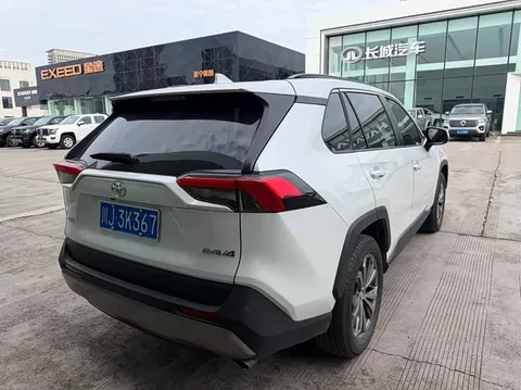 Toyota RAV4, миниатюра 10
