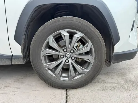 Toyota RAV4, миниатюра 17