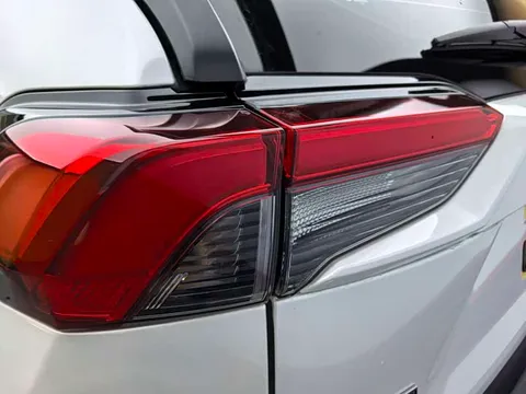 Toyota RAV4, миниатюра 21