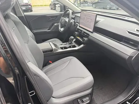 Toyota RAV4, миниатюра 12