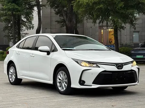 Toyota Corolla, миниатюра 3