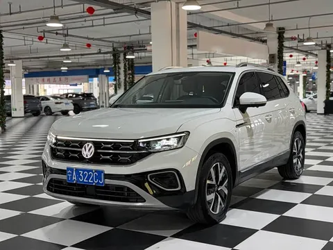 Volkswagen Tayron, фото 1