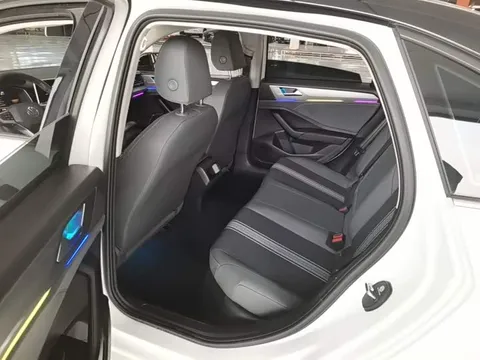 Volkswagen Sagitar, миниатюра 16