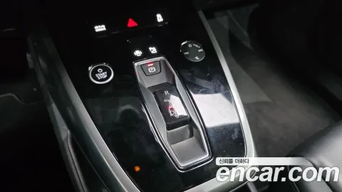 Audi Q4 e-tron, миниатюра 9