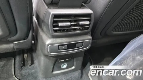 Audi Q4 e-tron, миниатюра 10