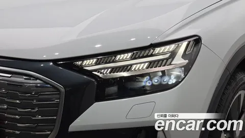 Audi Q4 e-tron, миниатюра 32