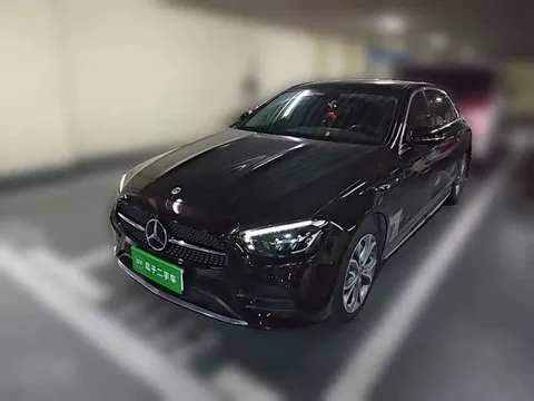 Mercedes-Benz E, фото 1