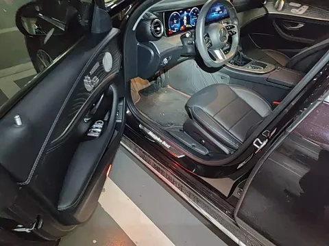 Mercedes-Benz E, миниатюра 12