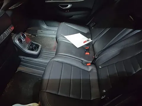 Mercedes-Benz E, миниатюра 13