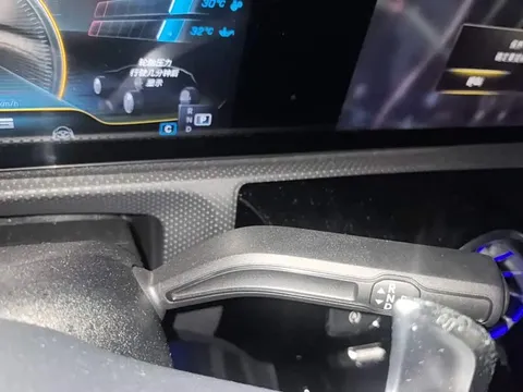 Mercedes-Benz CLA, миниатюра 10