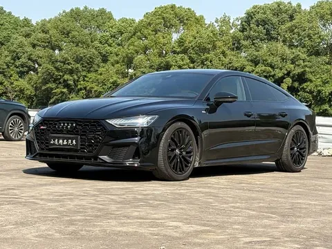 Audi A7, фото 1