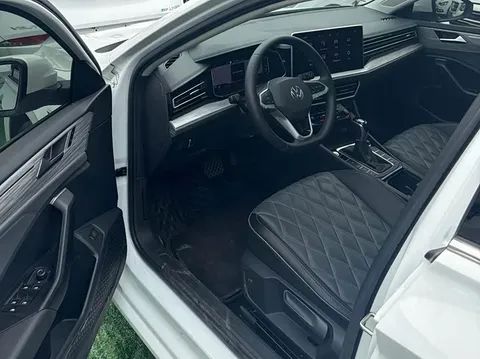 Volkswagen Sagitar, миниатюра 6