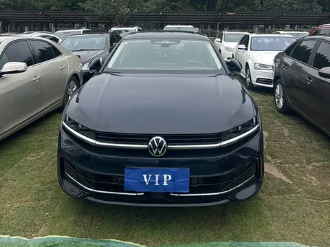 Volkswagen Magotan, миниатюра 2