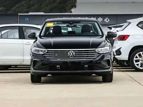 Volkswagen Lavida, миниатюра 2