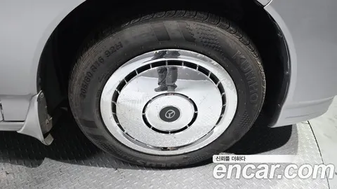 Mazda Biante, миниатюра 11