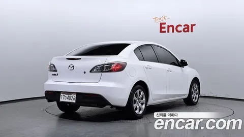 Mazda Mazda 3, миниатюра 10