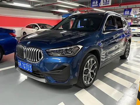 BMW X1, фото 1