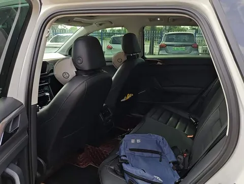 Volkswagen Tharu, миниатюра 11