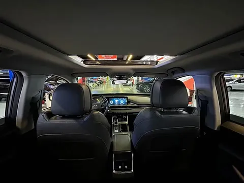 Chery Tiggo 8, миниатюра 8