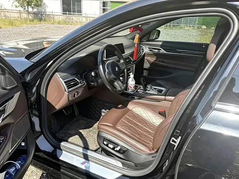 BMW 7, миниатюра 2
