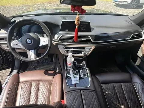 BMW 7, миниатюра 4